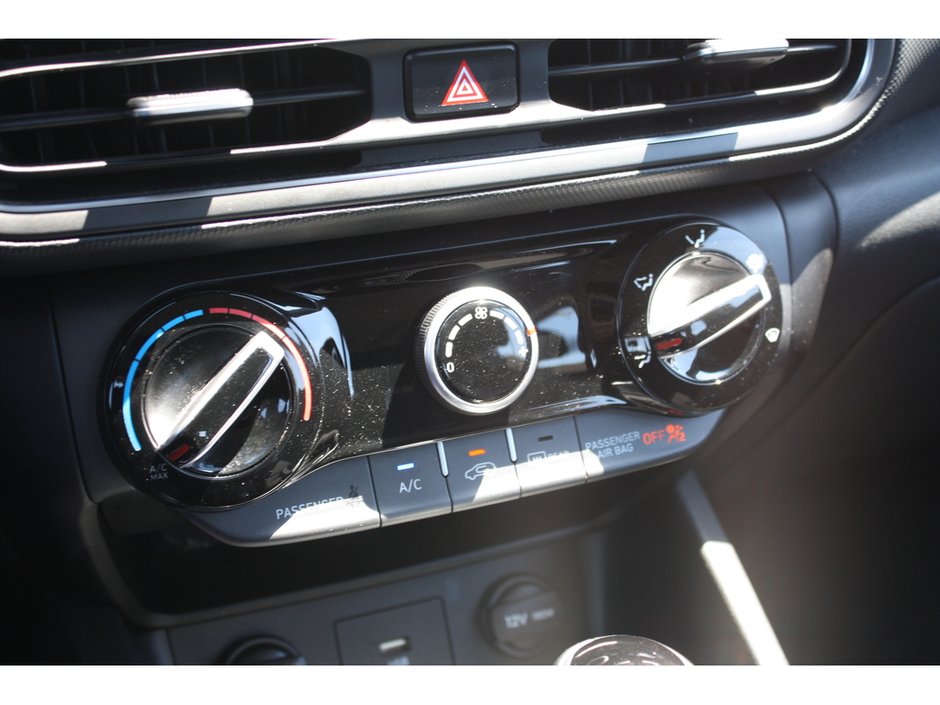 2023 Hyundai Kona 2.0L Preferred-16