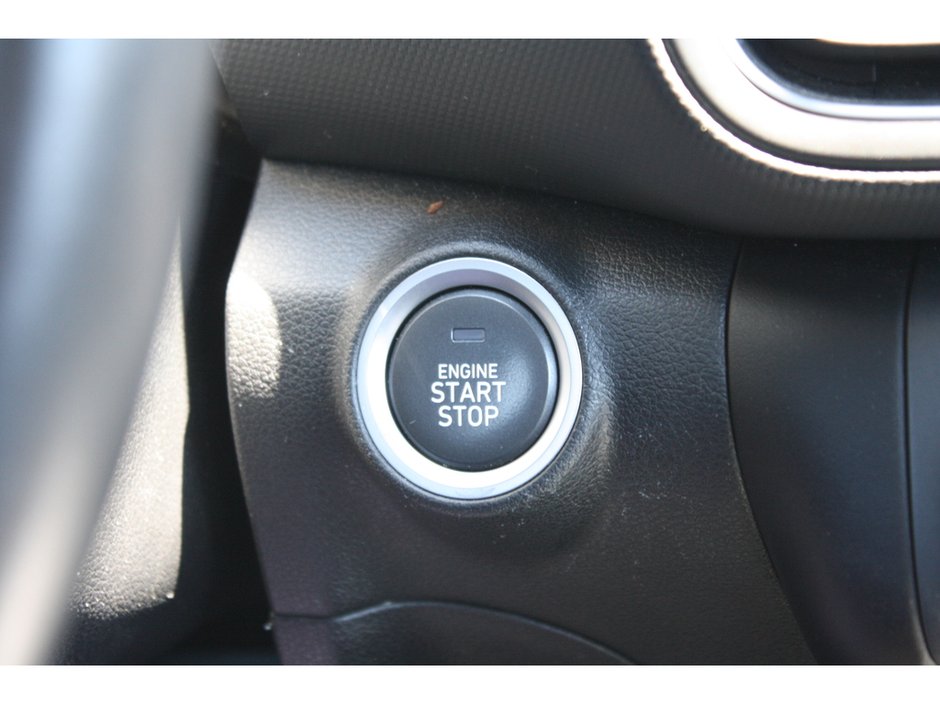 2023 Hyundai Kona 2.0L Preferred-12
