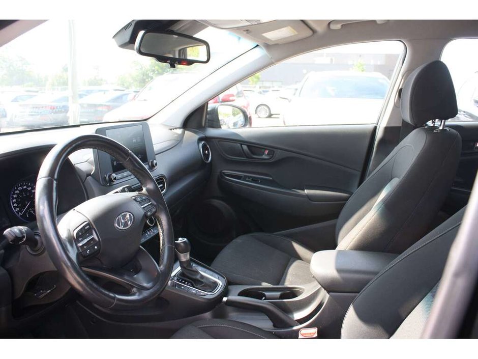 2023 Hyundai Kona 2.0L Preferred-11