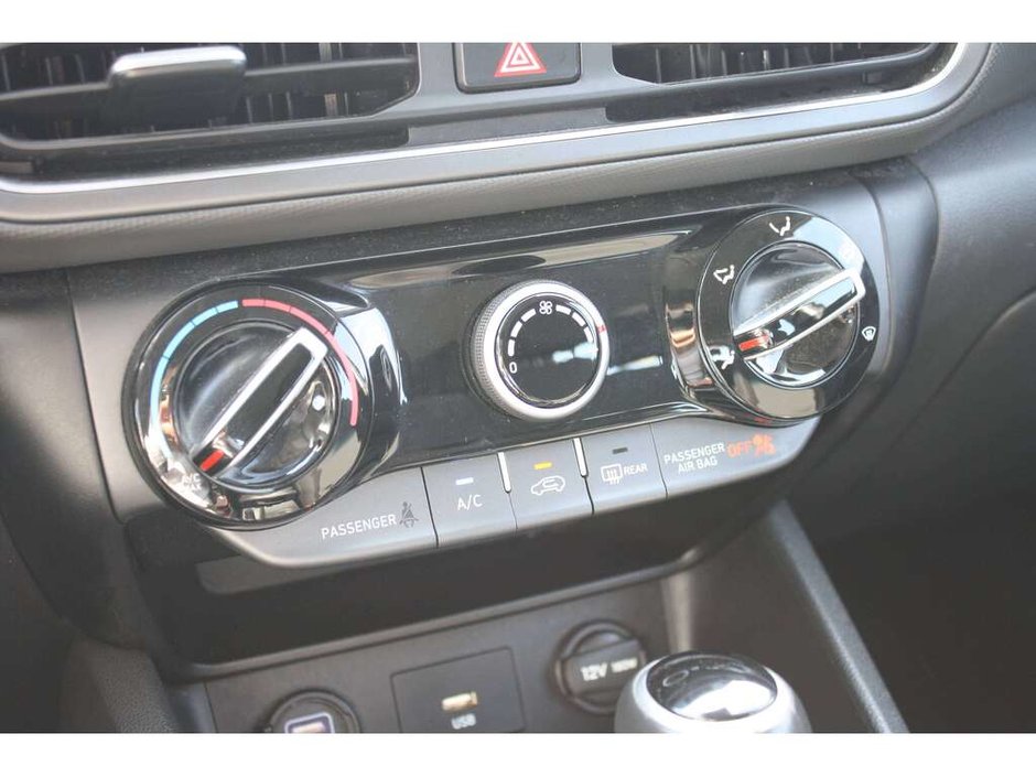 2023 Hyundai Kona 2.0L Preferred-18