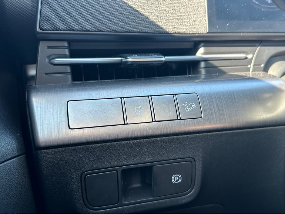 2024 Hyundai Kona 2.0L Preferred-14