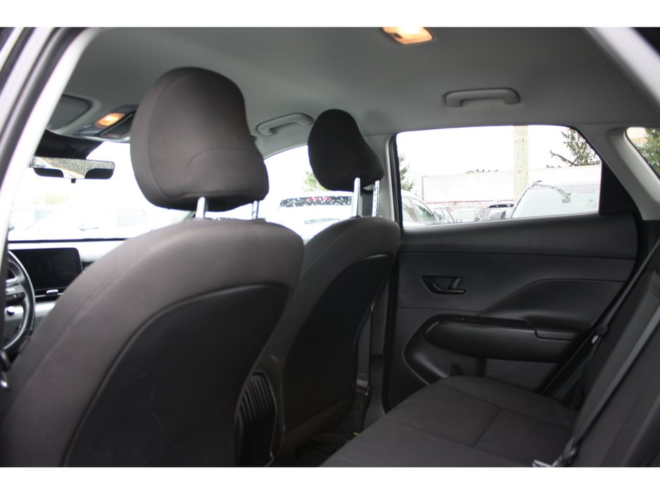 2024 Hyundai Kona 2.0L Preferred-6