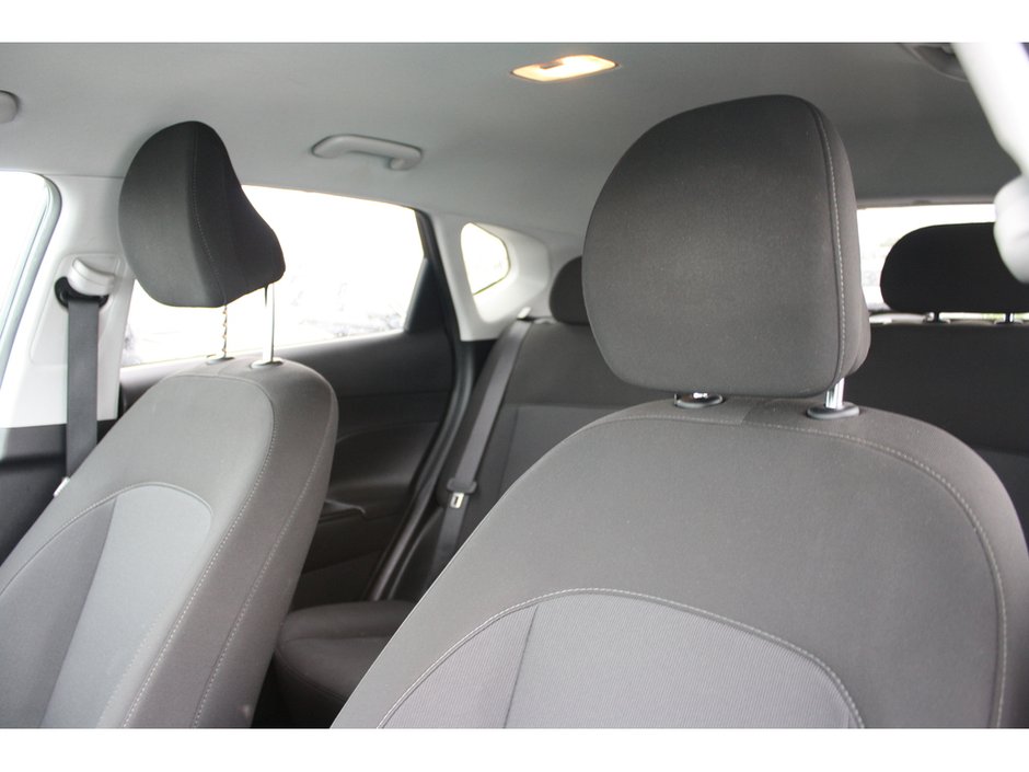 2024 Hyundai Kona 2.0L Preferred-9