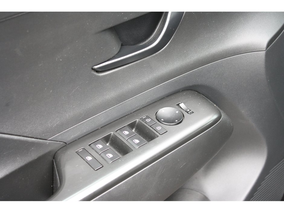 2024 Hyundai Kona 2.0L Preferred-7