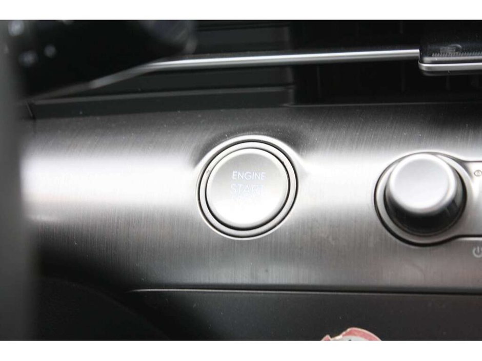 2024 Hyundai Kona 2.0L Preferred-12