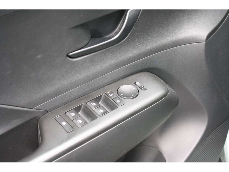 2024 Hyundai Kona 2.0L Preferred-7