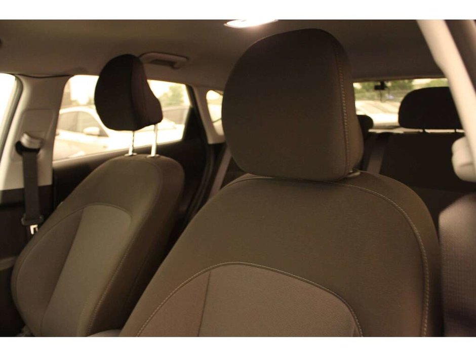 2024 Hyundai Kona 2.0L Preferred-10