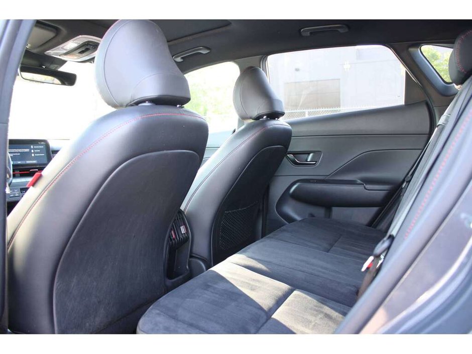 2024 Hyundai Kona 1.6T N Line-6