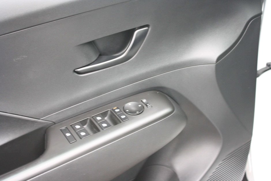 2024 Hyundai Kona 2.0L Essential-9
