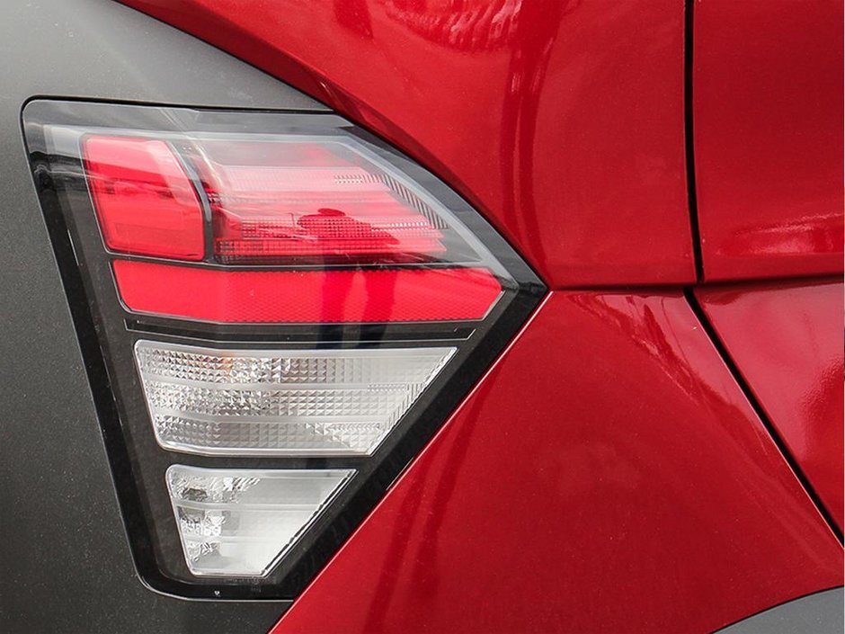 2025 Hyundai Kona Preferred with Trend Pkg-10