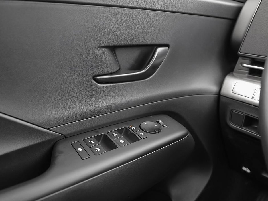 2025 Hyundai Kona Preferred Sport-13