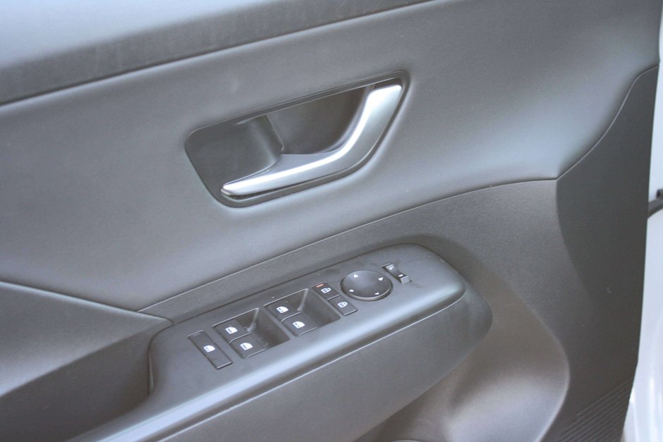2025 Hyundai Kona 2.0L Preferred-7