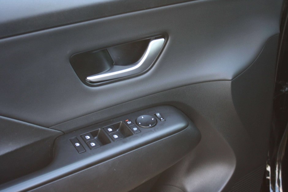 2025 Hyundai Kona 2.0L Preferred-8