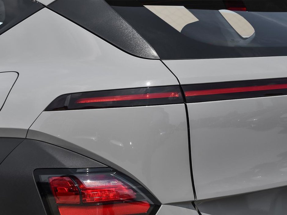 2026 Hyundai Kona Essential-10