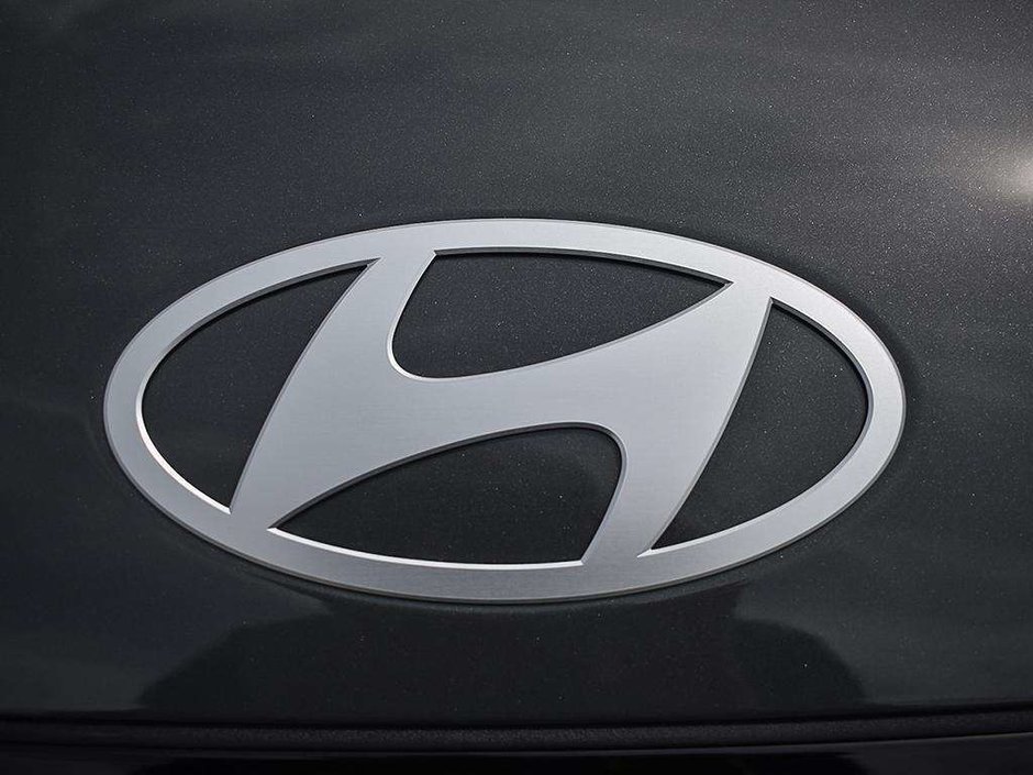 2026 Hyundai Kona Preferred-8