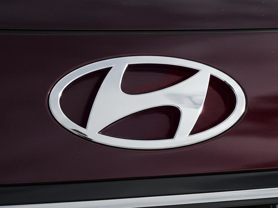 2026 Hyundai Palisade Hybrid Luxury 7 Passenger-8