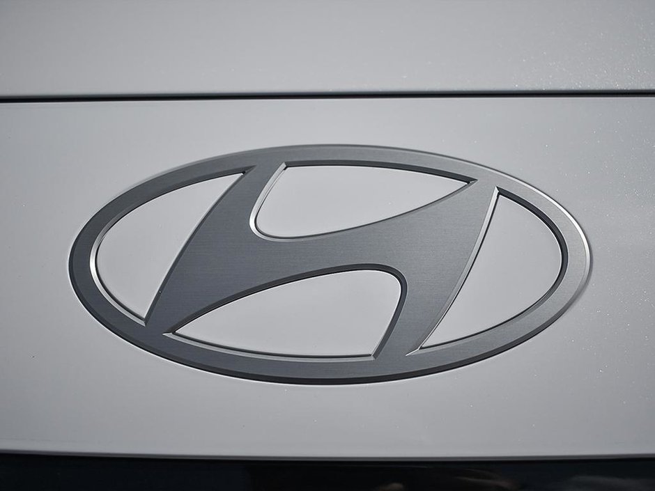 2026 Hyundai Palisade Hybrid Luxury 7 Passenger-7