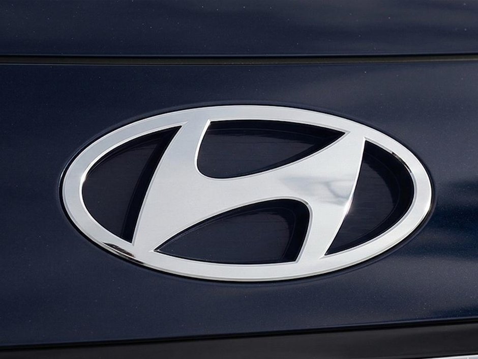 2026 Hyundai Palisade Hybrid Luxury 7 Passenger-8
