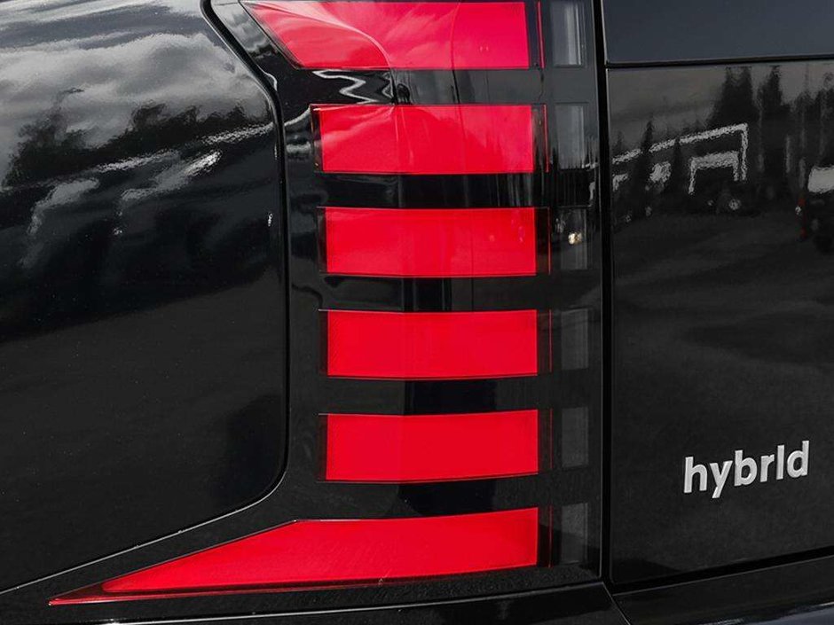 2026 Hyundai Palisade Hybrid Luxury 7 Passenger-9
