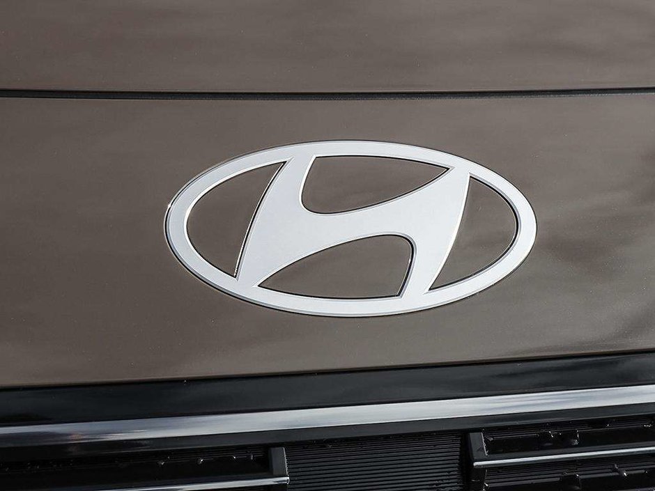 2026 Hyundai Palisade Hybrid Luxury 7 Passenger-8