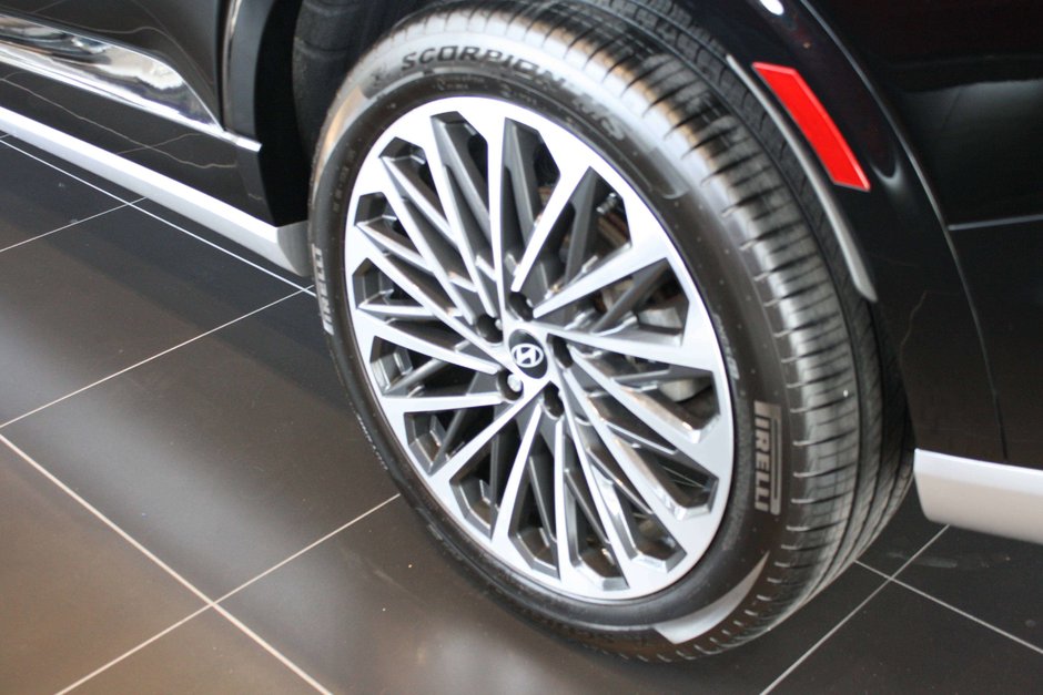2026 Hyundai Palisade Ultimate Calligraphy 7 Passenger-5