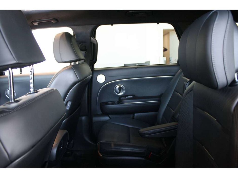 2026 Hyundai Palisade Ultimate Calligraphy 7 Passenger-14