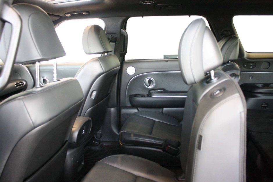 2026 Hyundai Palisade Ultimate Calligraphy 7 Passenger-3