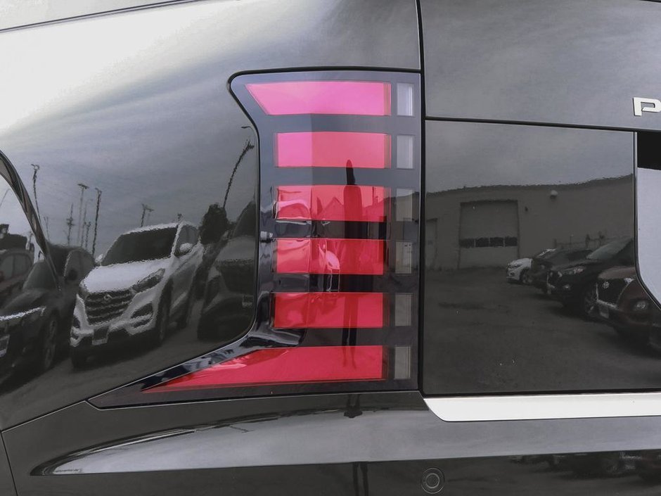 2026 Hyundai Palisade Ultimate Calligraphy 7 Passenger-9