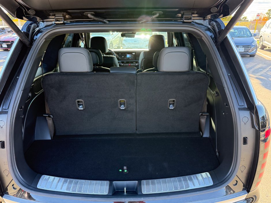 2026 Hyundai Palisade Ultimate Calligraphy 7 Passenger-8