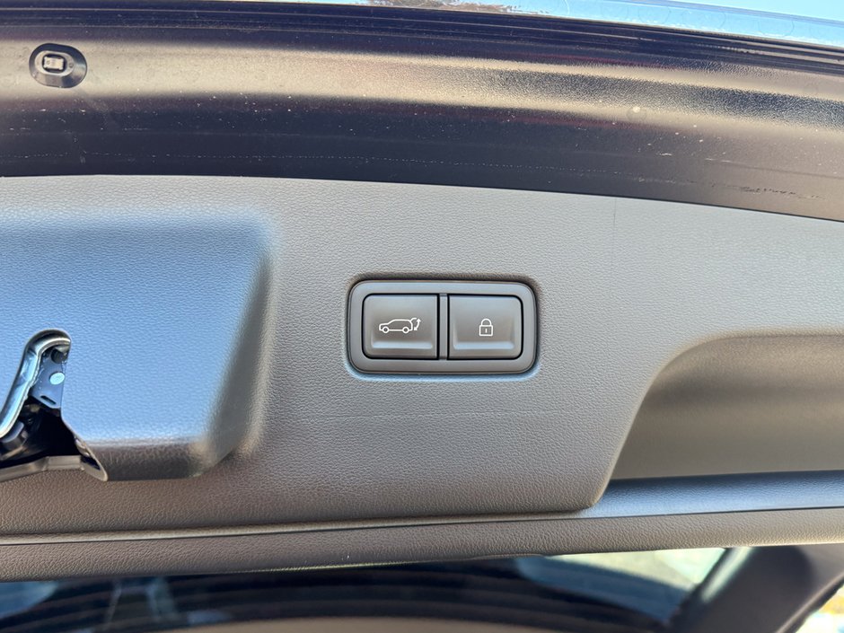 2026 Hyundai Palisade Ultimate Calligraphy 7 Passenger-9