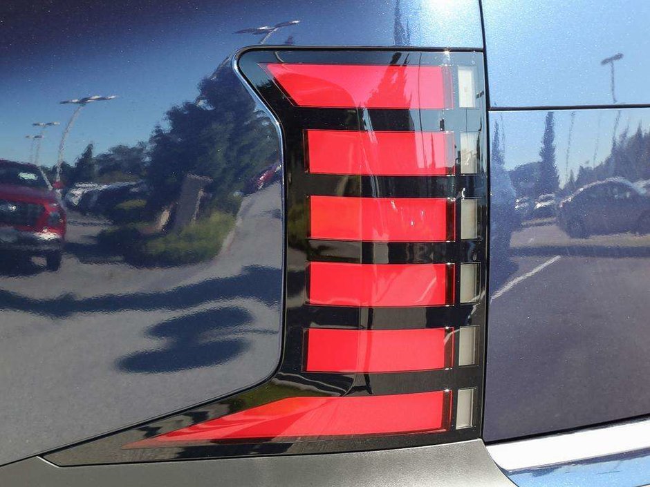 2026 Hyundai Palisade Ultimate Calligraphy 7 Passenger-9