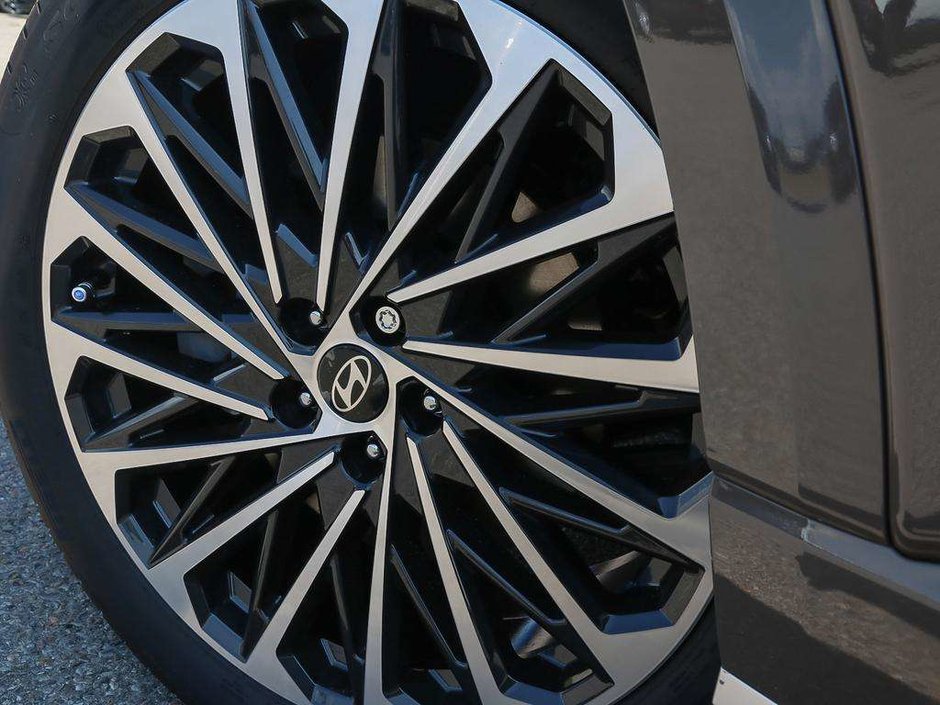 2026 Hyundai Palisade Ultimate Calligraphy 7 Passenger-7