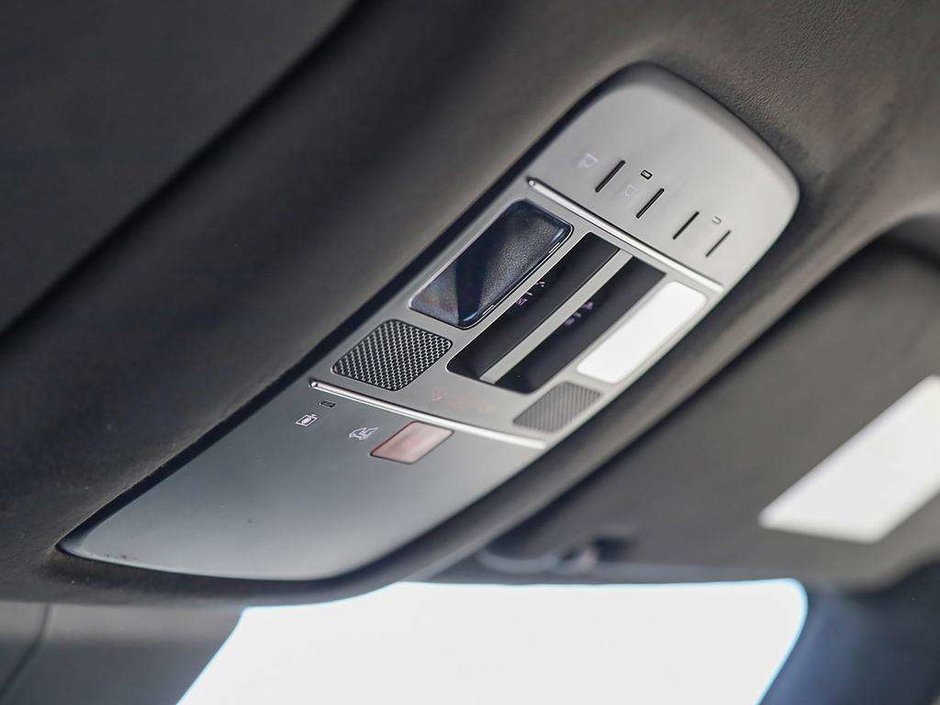 2026 Hyundai Palisade Ultimate Calligraphy 7 Passenger-18