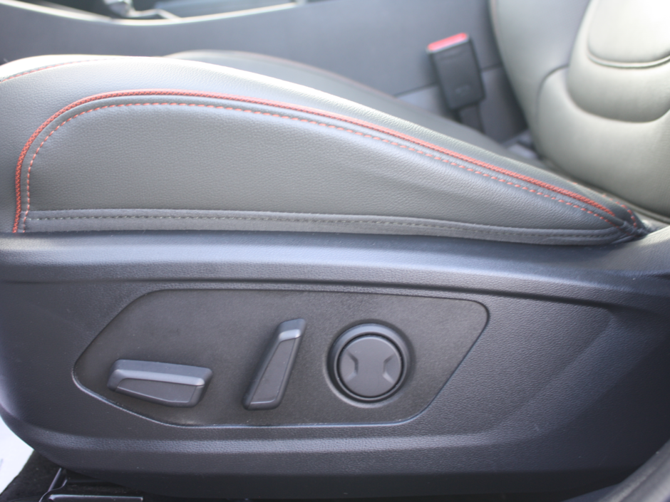 2025 Hyundai Santa Cruz Ultimate-28