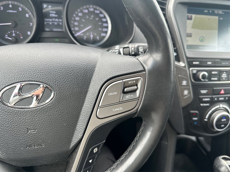 2017 Hyundai Santa Fe Sport 2.4 Luxury-22