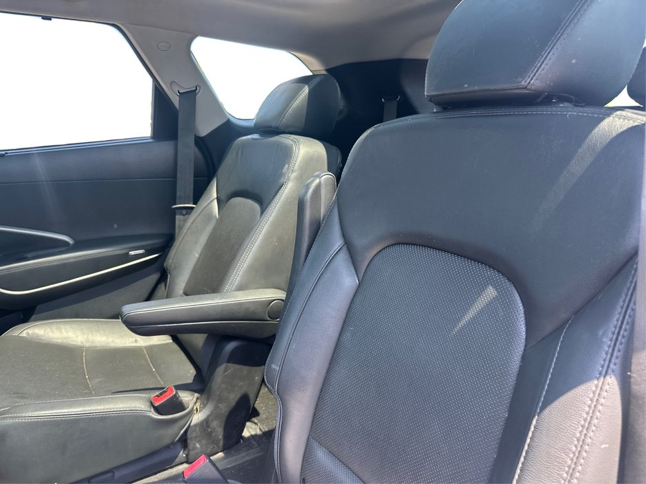 2015 Hyundai Santa Fe XL Limited-9