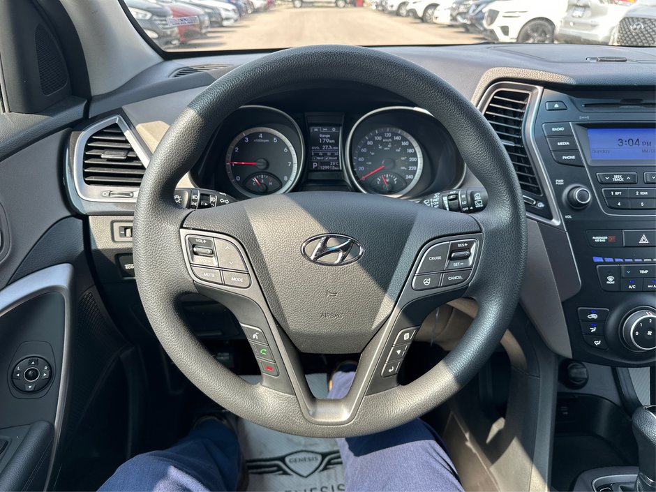 2016 Hyundai Santa Fe XL Base-13