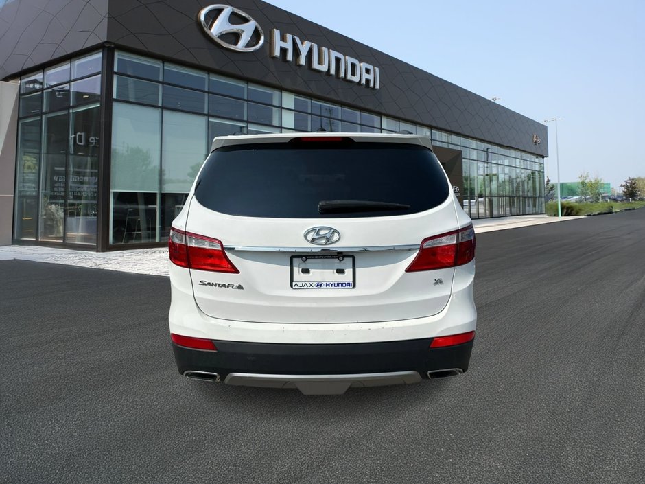 2016 Hyundai Santa Fe XL Base-5