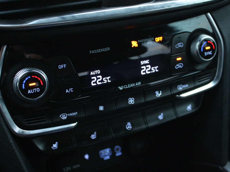 2019 Hyundai Santa Fe Ultimate-18