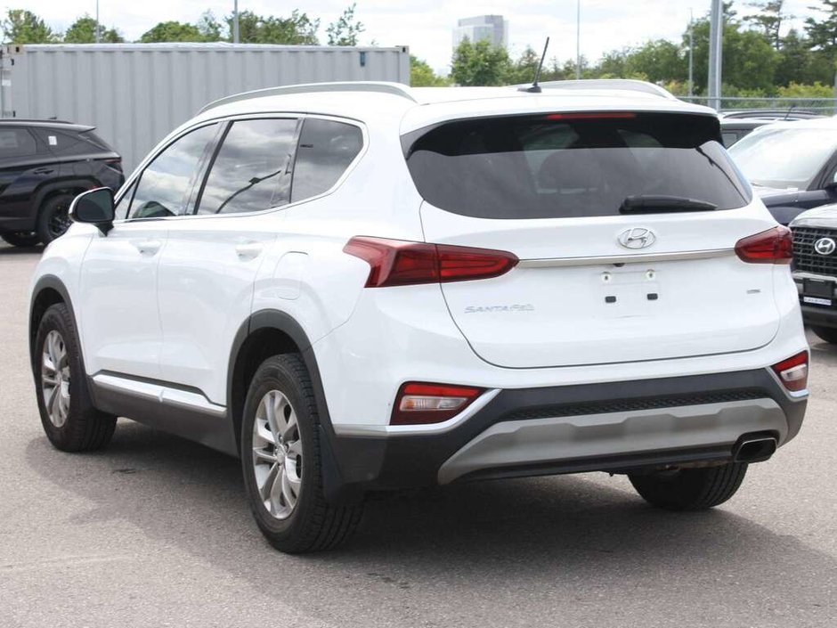 2019 Hyundai Santa Fe Essential-5