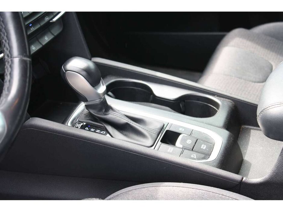 2019 Hyundai Santa Fe Essential-12
