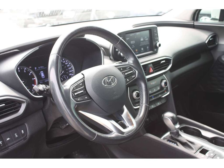 2019 Hyundai Santa Fe Essential-13