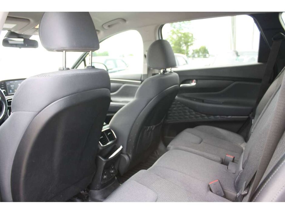 2019 Hyundai Santa Fe Essential-7