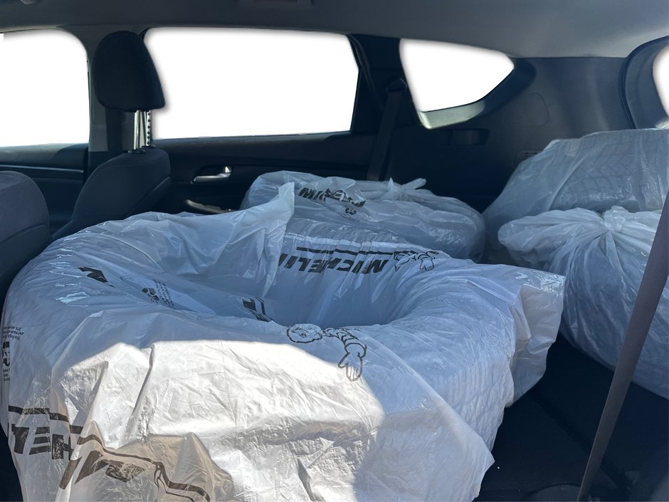 2021 Hyundai Santa Fe Essential-9