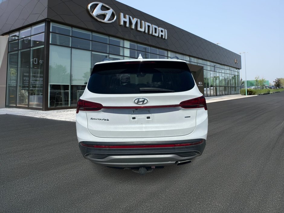 2021 Hyundai Santa Fe Essential-5