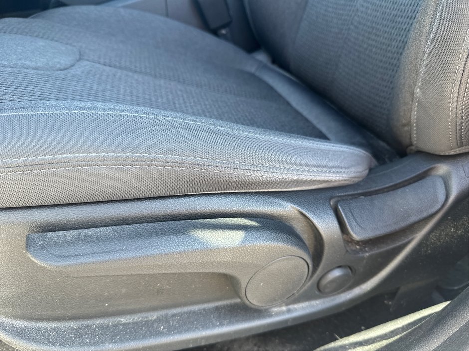 2021 Hyundai Santa Fe Essential-15