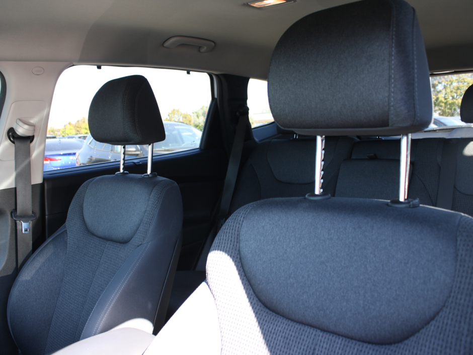 2021 Hyundai Santa Fe Preferred-12