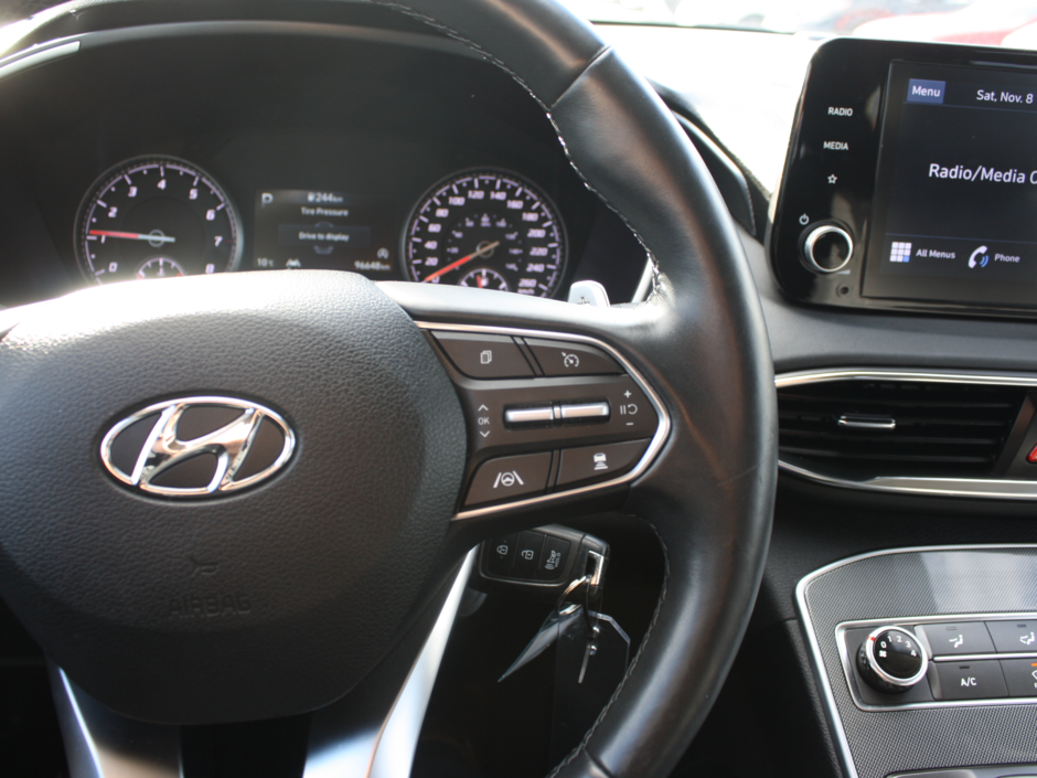2022 Hyundai Santa Fe Essential-11