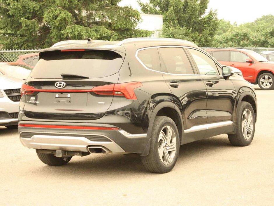 2022 Hyundai Santa Fe Preferred-3