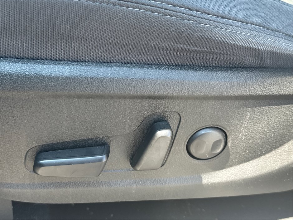 2023 Hyundai Santa Fe Preferred-15